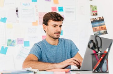 How to Use AI Tools to Ace Your Job Search (Resume, Cover Letter, Interviews)