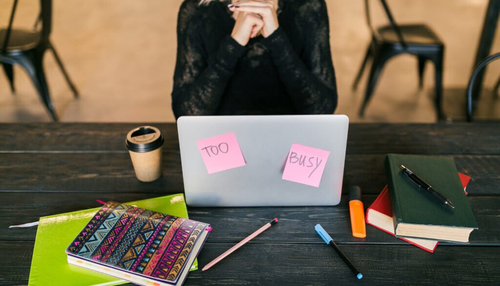 Creative Affiliate Post Ideas 40+ Titles That Capture Clicks in 2025