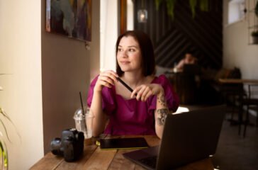 Best Side Hustles in 2025 to Earn Extra Income