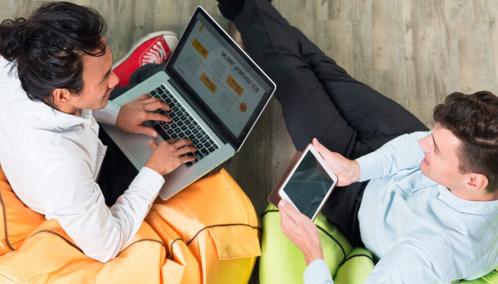 Online Business vs Physical Business: Which One is Better in 2025?